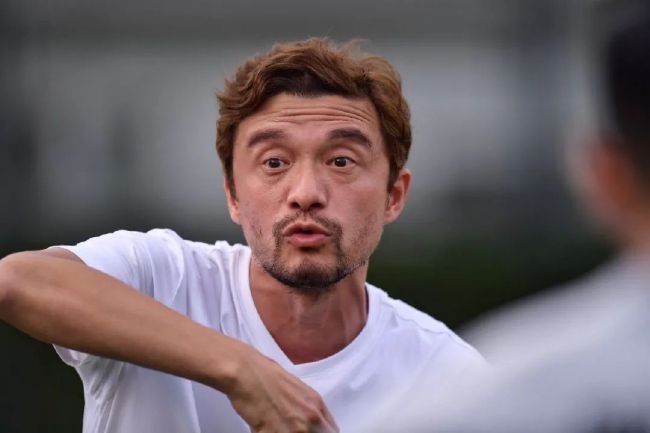 王多鱼打扑克